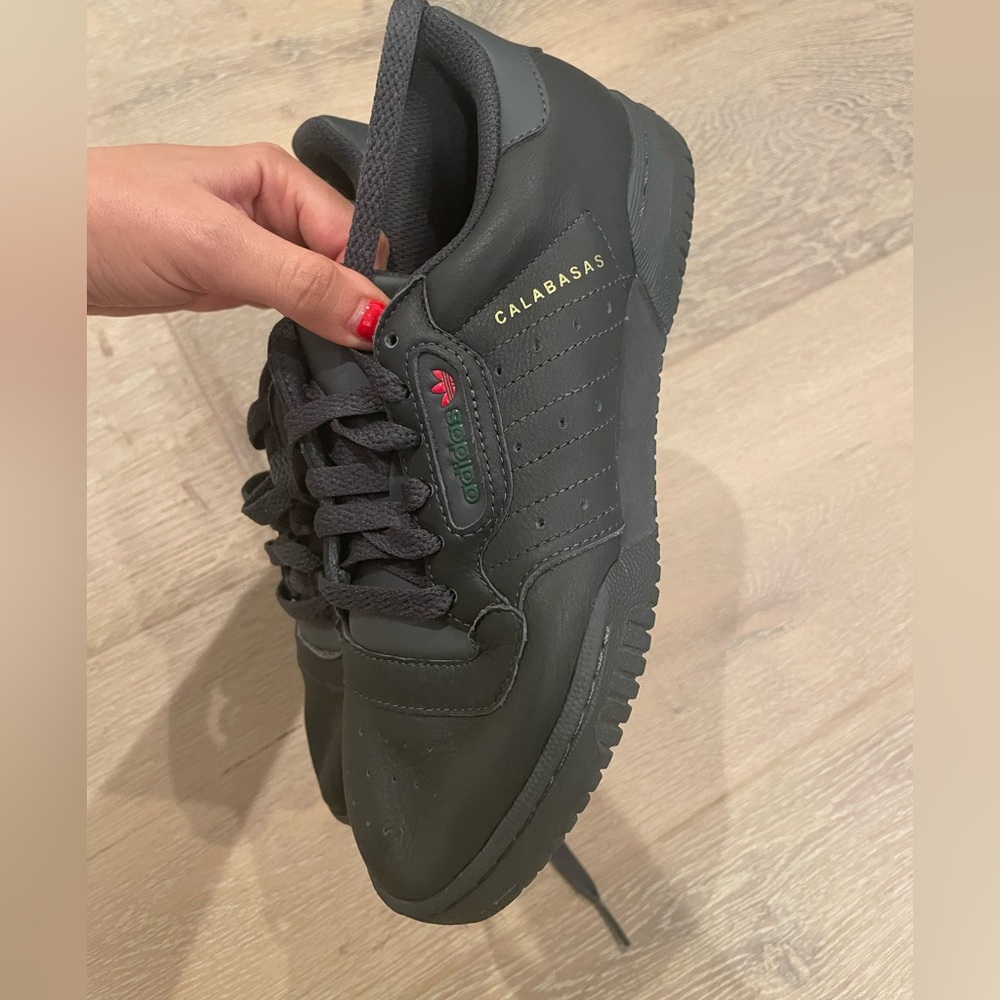 Adidas Yeezy Powerphase